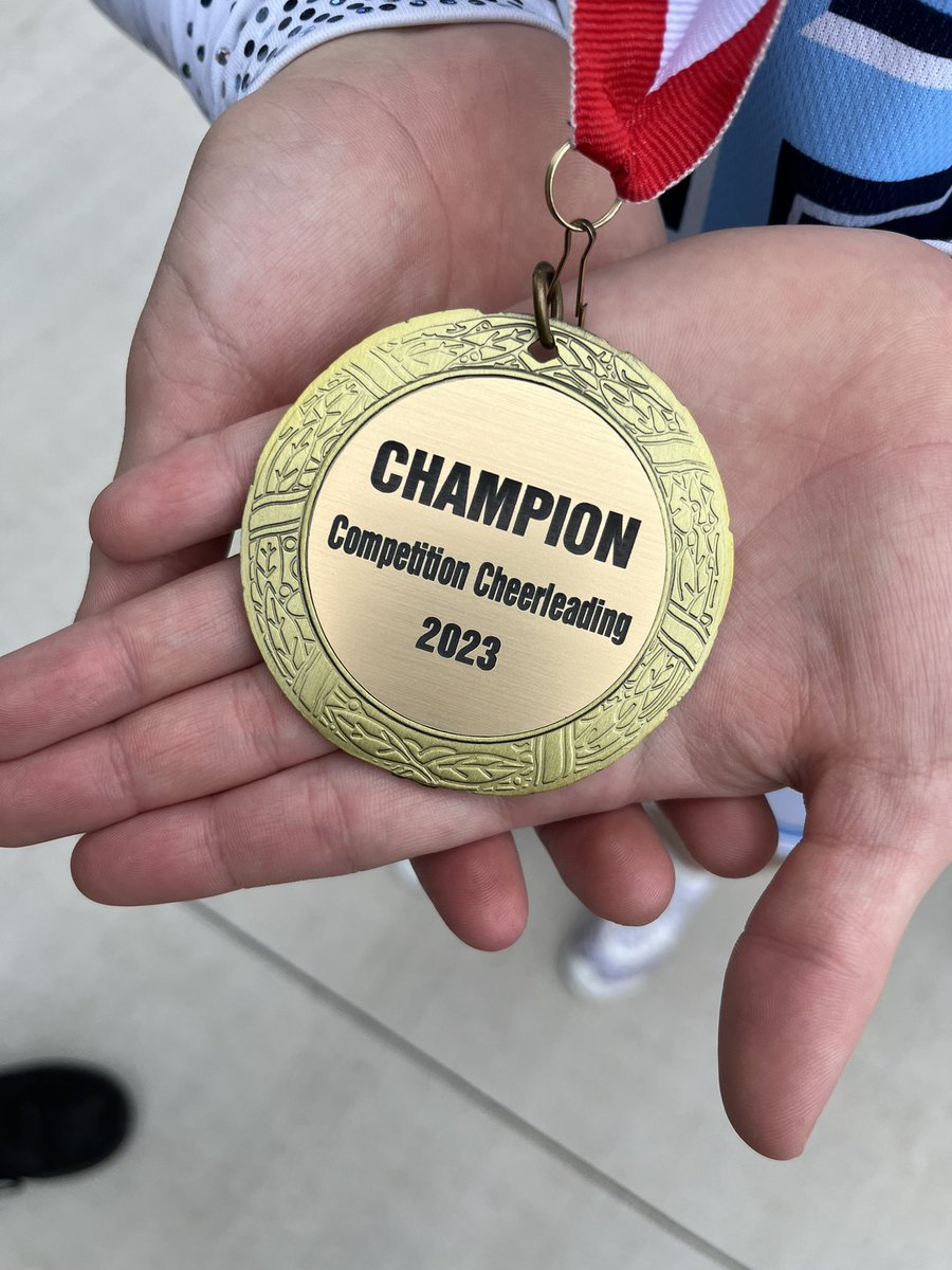 DiannaW23914060's tweet image. @PopeCheer wins Region 7 6A 🎉