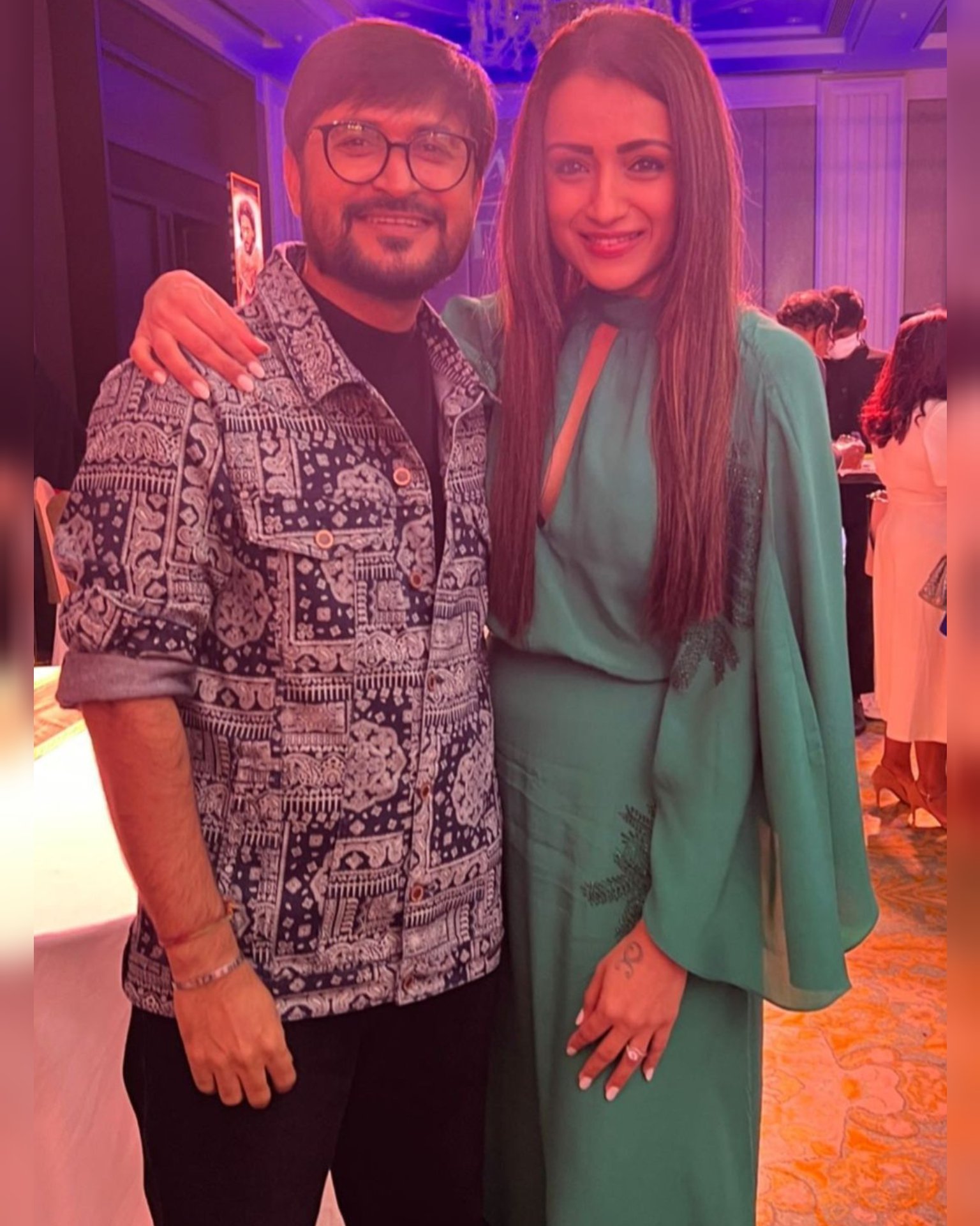 Fg2Ph48WAAAXiMq?format=jpg&name=large