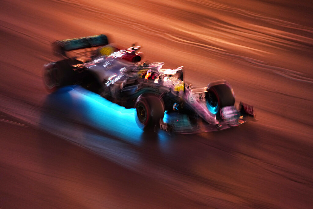 Sir Lewis Updates on Twitter "Lewis drives during a demo on the Las Vegas Strip at the F1 Las