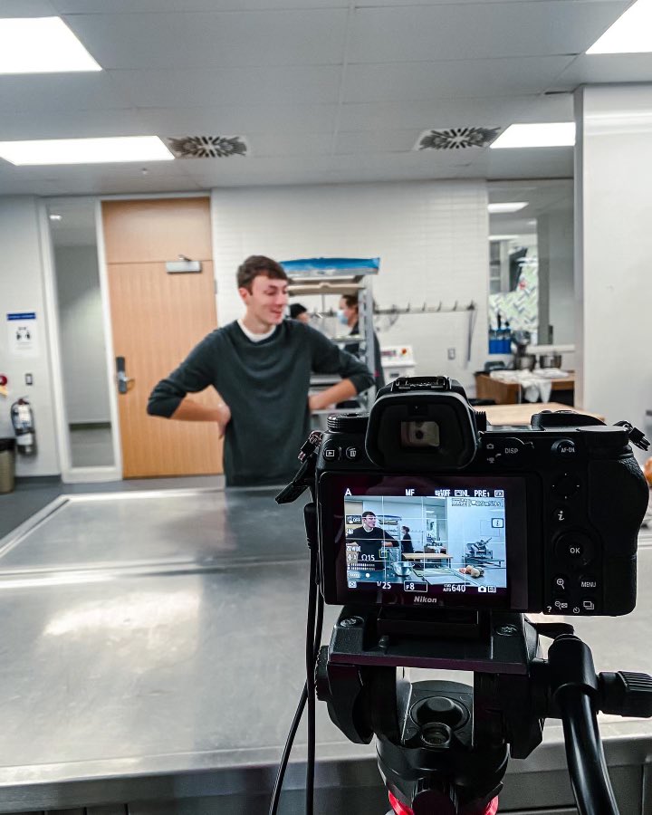 C_Connected's tweet photo. Filming for episode three has begun!! 

In their next episode, CULINARY CONESTOGA’s team got to visit Chef Brad to learn some cutting techniques. If you want to improve your kitchen skills make sure to check out our next episode!!! 🧑‍🍳
#conestogaconnected #season15 https://t.co/GxtTMDDMQz