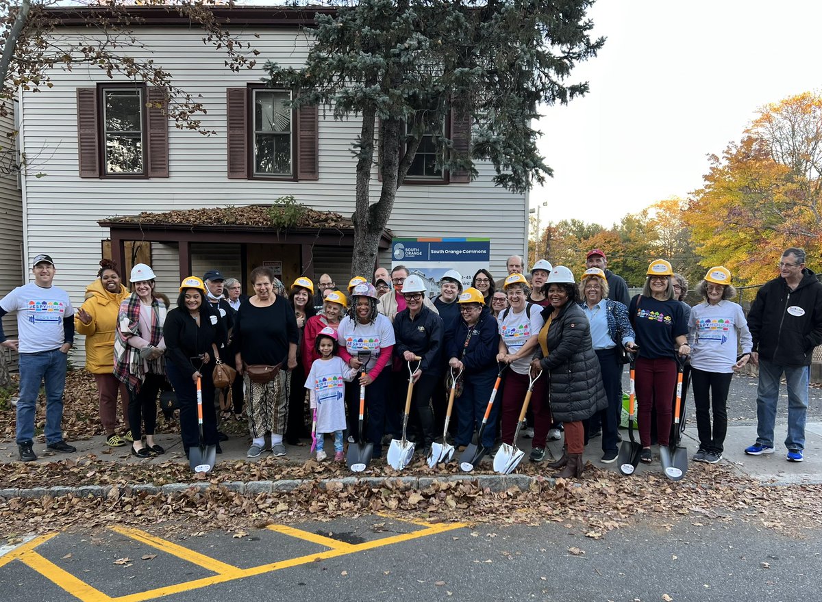 Amazing groundbreaking ceremony for future affordable housing for families and adults with intellectual and developmental disabilities! This is an excellent example of how advocacy can lead to strong community-government partnerships. Way to go <a href="/JESPYHouse/">JESPY House</a> &amp; <a href="/SheenaCollum/">Sheena Collum</a>!