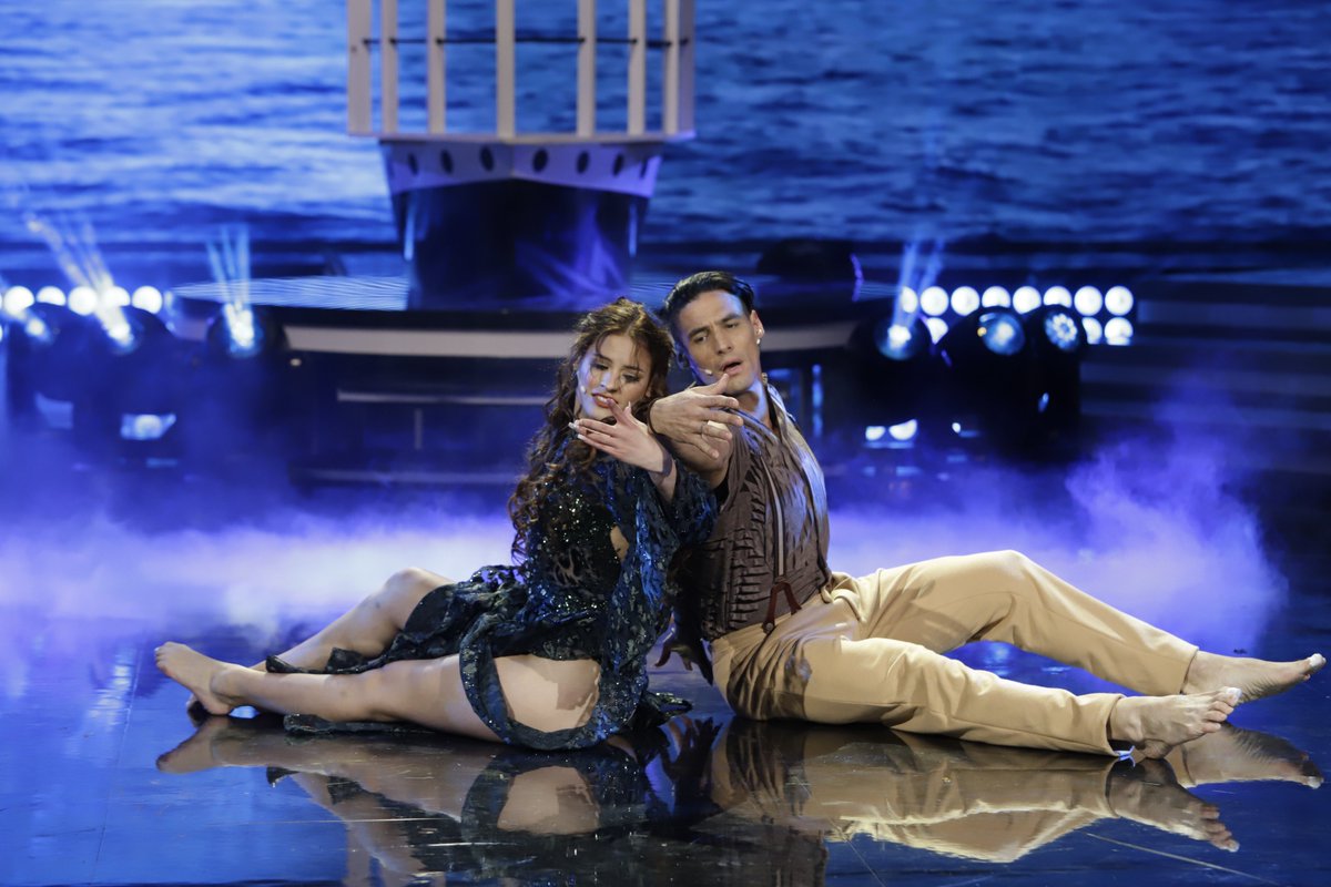 #ElGranShow
¡GRAN ESFUERZO!
Facundo González no se queda atrás y en esta sexta gala demostró que esta al nivel de sus compañeros y sorprendió con un gran musicial de Titanic protagonizando a Jack. ¿Te gustó la presentación?
Míralo por <a href="/AmericaTVGO/">América tvGO</a> ► bit.ly/3CVGKfH