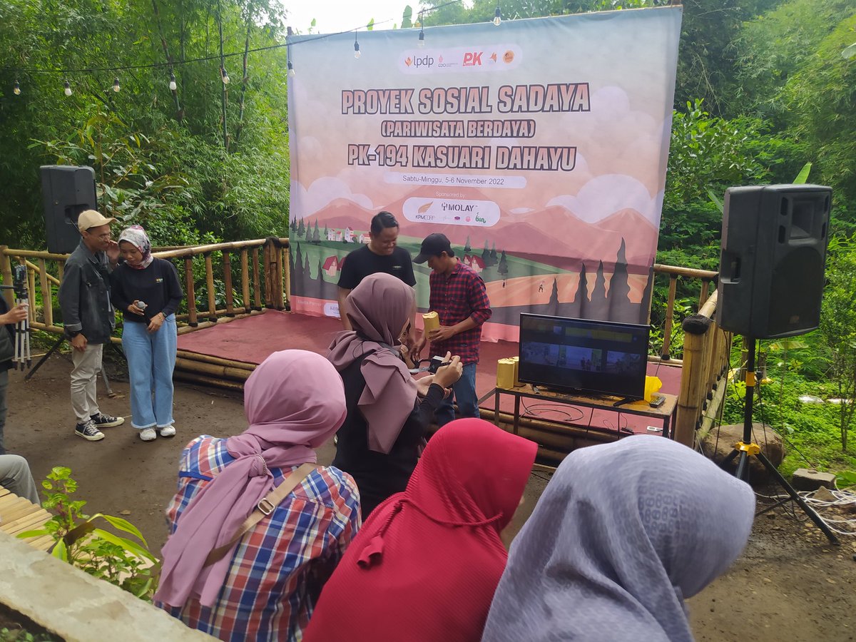 Media Parahyangan tweet media