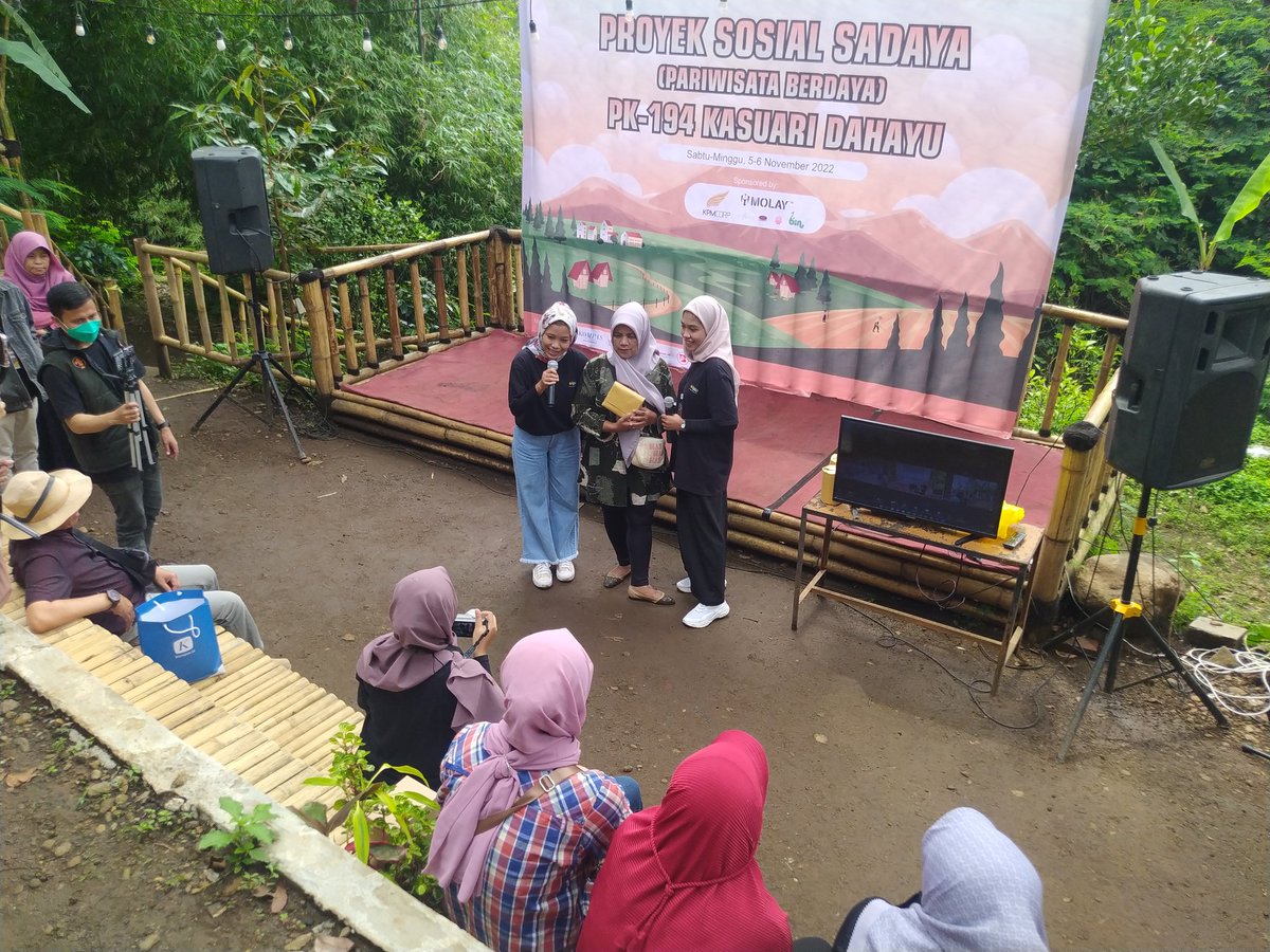 Media Parahyangan tweet media