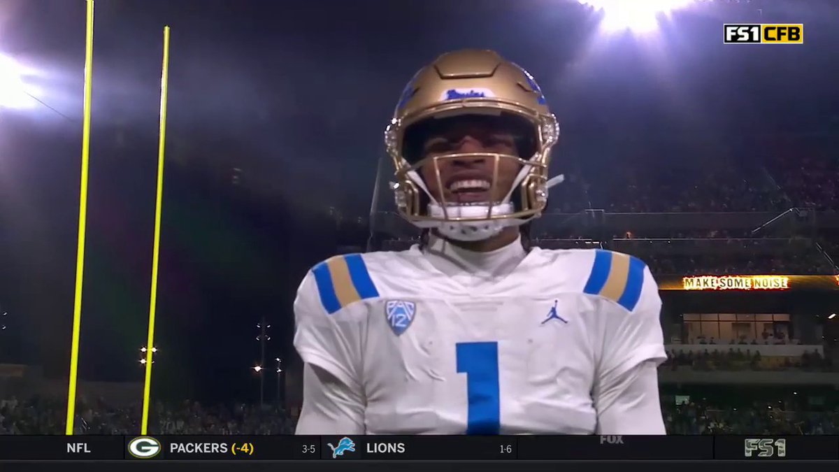 FOX College Football on Twitter "OOOHHH MY, DTR with the hurdle into