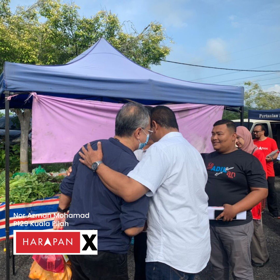 _NorAzman's tweet photo. Ke pasar tani hari ini! Dulu pergi beli brg utk masak di rumah. Hari ini untuk melihat dan mendengar. Tempat sama kerja berbeza.
Rakyat Memilih⤵️
Nor Azman Mohamad
Calon Parlimen Kuala Pilah
P129
#harapan #ayuhmalaysia #kitaboleh #norazman #P129 https://t.co/hxYNGPYQr5