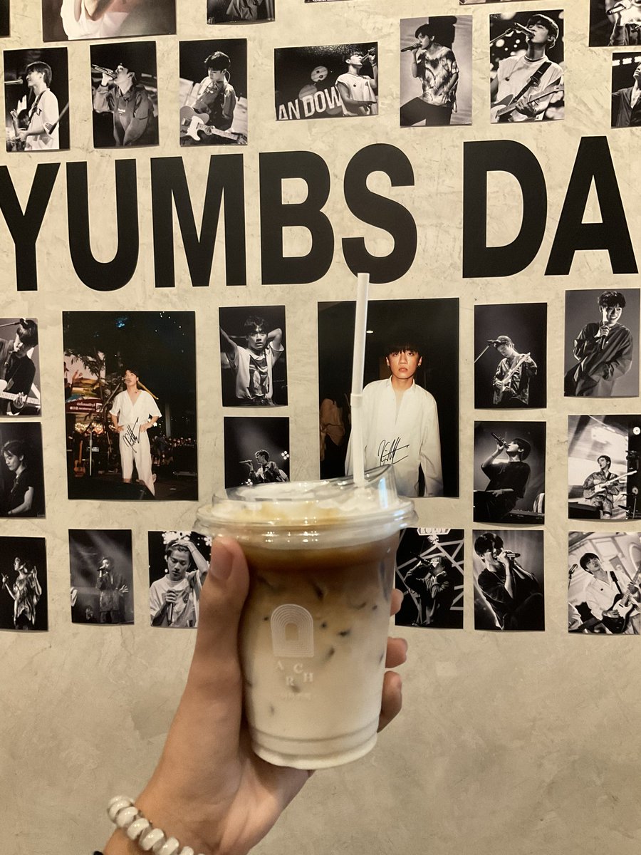 aomrxxn's tweet photo. 🫠🤍🫶🏻 #projectforkittyumbs #kittyumbsbd2022 #kittyumbs https://t.co/8SkWSuOJlp