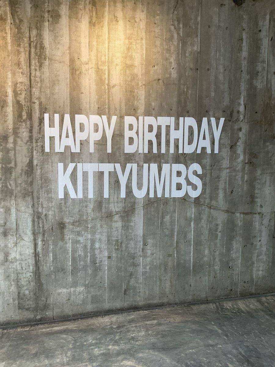aomrxxn's tweet photo. 🫠🤍🫶🏻 #projectforkittyumbs #kittyumbsbd2022 #kittyumbs https://t.co/8SkWSuOJlp