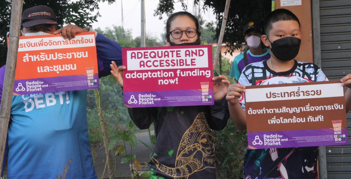 ClimateWatchTH's tweet photo. Climate affected communities in Jom Thong, Phitsanulok, Thailand joins the Asia-wide bike action Nov 6, calling #COP27 climate summit for #LossandDamageFundNow! #ReparationforClimateDebt #ClimateJusticeNow!
#apmdd https://t.co/Mz6cFnsYvT