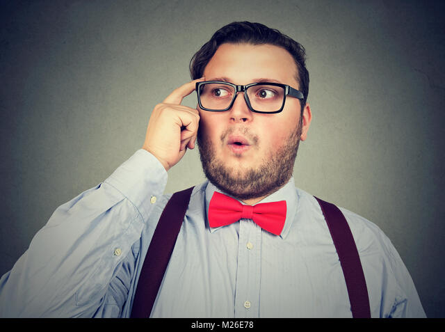 LLORAOOO tweet media