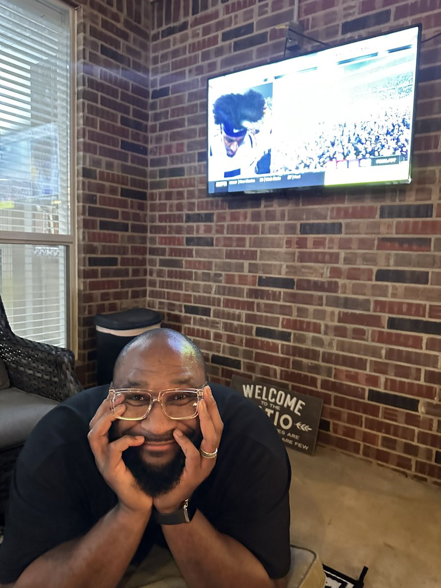 mspears96's tweet image. 4everLSU!!!!