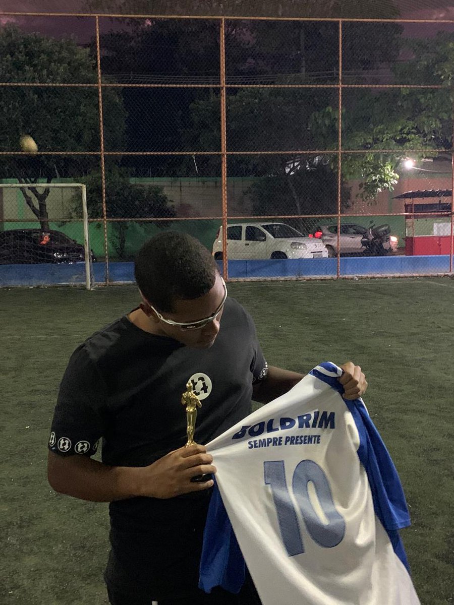 bfr_mbappe_chm's tweet photo. +1 título na conta, +600 conto e sempre acompanhado dela 🔟🏆 https://t.co/LnCQZfmWBM