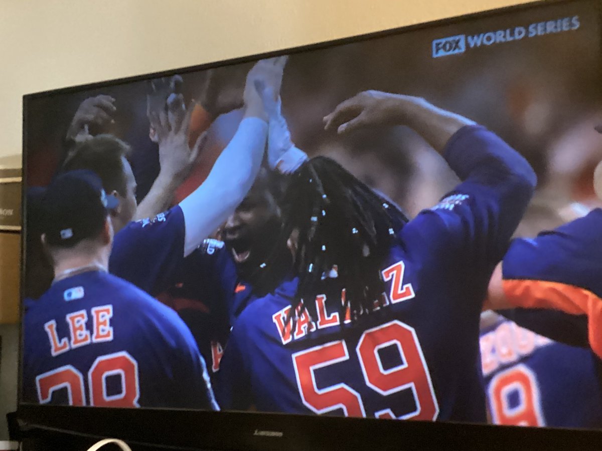 merissa258's tweet photo. Well Done #Astros Congratulations 👏👏👏👏🙌🔥🔥🔥🔥🔥🔥🧡💙⚾️ #WorldSeries So Excited and Happy they Won!!!!!!! #AstrosFan ❤️ https://t.co/iXtCXvKQoq