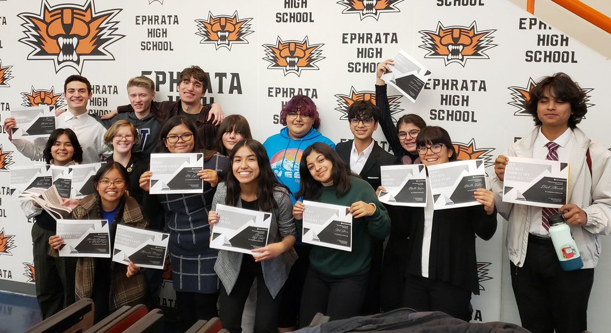 HawkTawkCHS's tweet photo. #speechanddebate #somethingforeverone #riverhawkfamily #ProudOfPasco #outrageousoutcomes https://t.co/anSDzDG0as