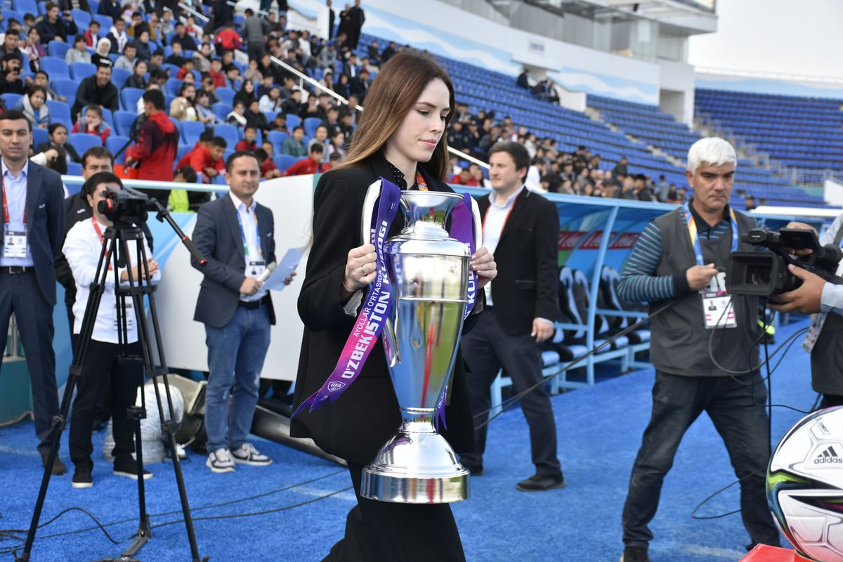 KarshiPfc's tweet photo. O'zbekiston kubogi finalidan fotolar https://t.co/rsO3O26RJK