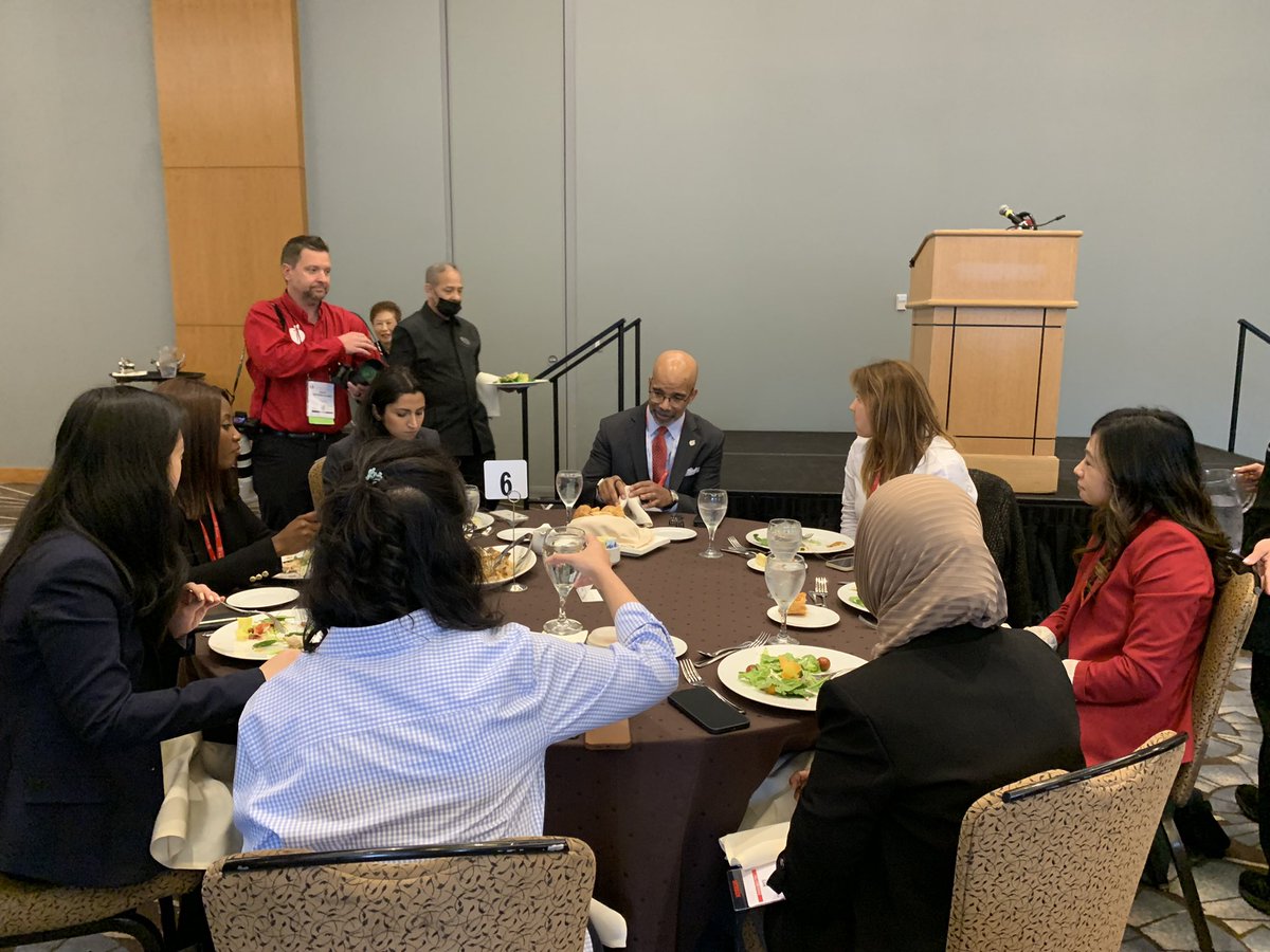 #AHAWIC luncheon! Honored to have #HeForShe representation & support! @RBP0612 @avolgman @WomenAs1 @DorbalaSharmila @Drroxmehran