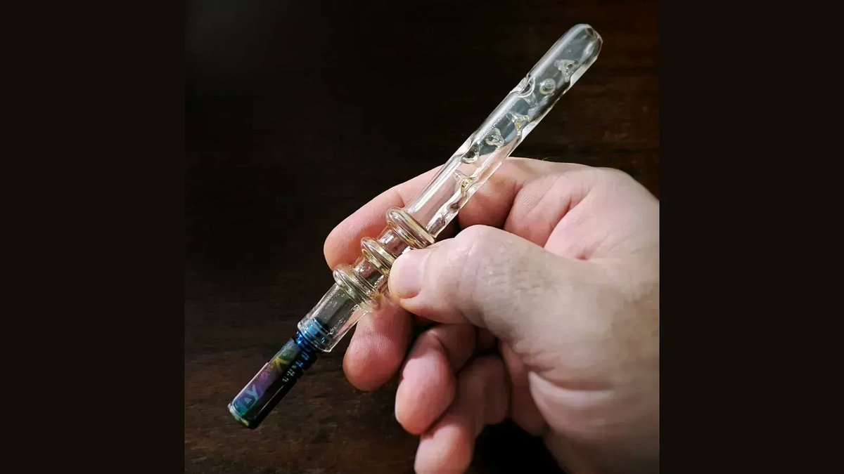 TheStashShack's tweet image. The Groucho Jumbo Glass Cooling Stem is compatible with any DynaVap tip and will conserve the flavors of your materials as only glass does.  This stem is a beast and features an airport to enhance you vapor production. 
❤️Get it @ The Stash Shack

#dynavapstem #dynavap