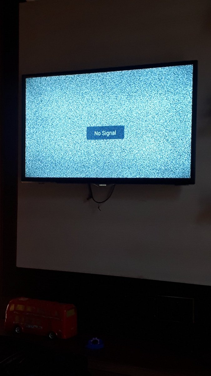 DreamLandBP's tweet photo. Most annoying thing at prrsent when you awake up early on Sunday to watch exciting Quarter final match btw #PAKvsBAN but your cable is not working.

#T20World #PakistanCricket https://t.co/pail5zIGm0