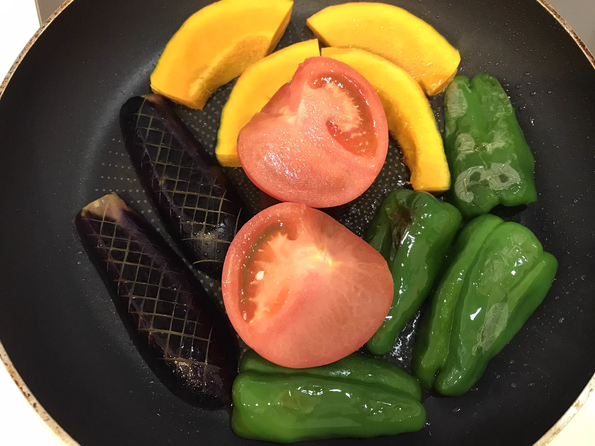 レストラン気分になれちゃう？！玉ねぎなどから作る、美味しそうな「ソース」のレシピ！