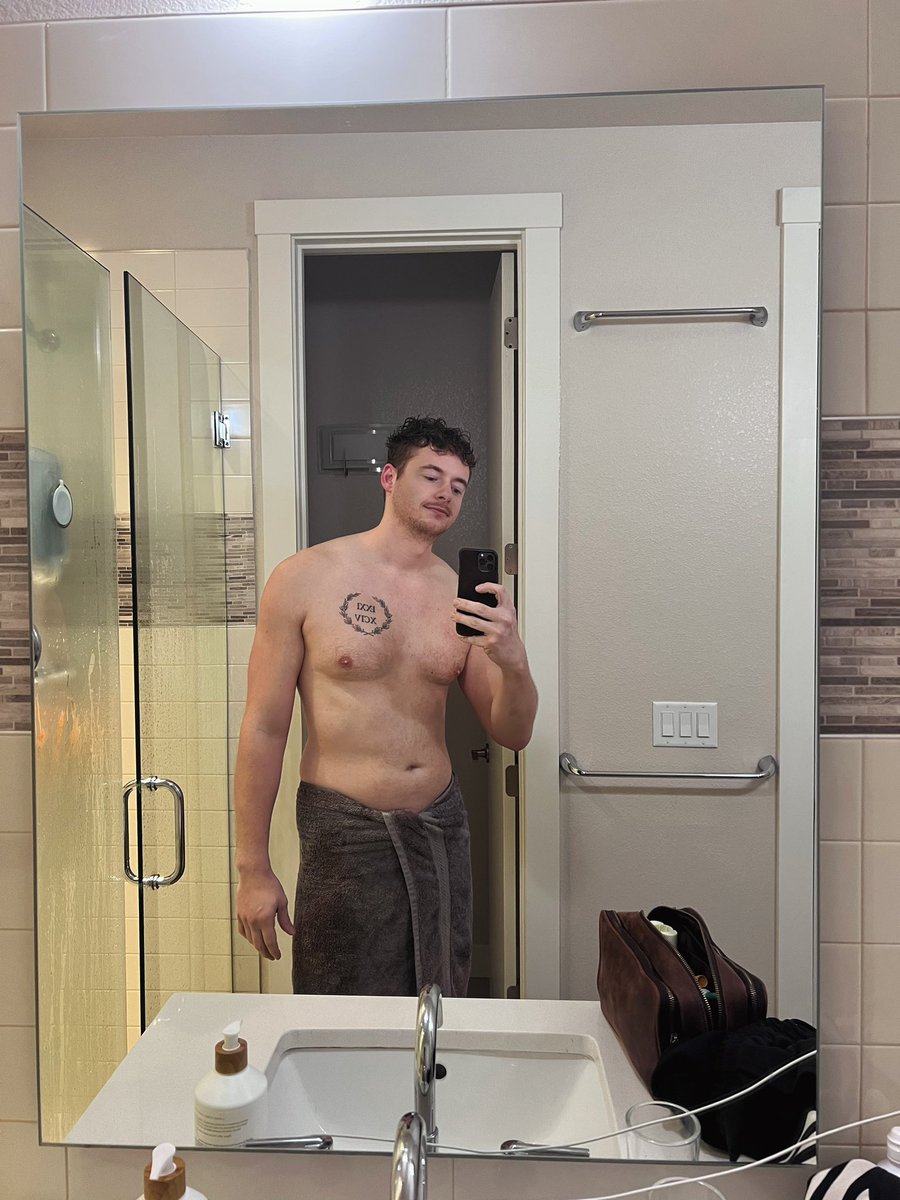 CarterKing_'s tweet photo. Testing out the stache https://t.co/cSc0rTAjur