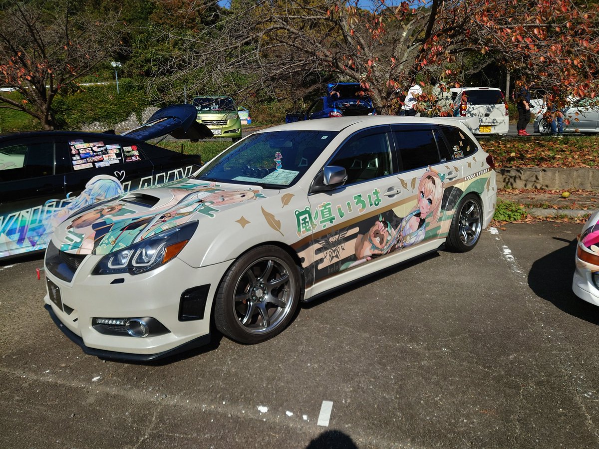 とーま tweet media