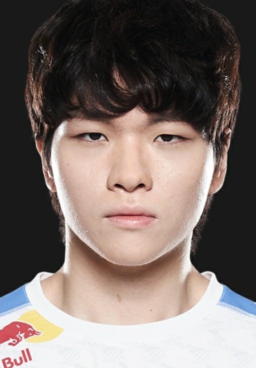AshleyKang's tweet photo. Spot the difference

#Worlds2022 @DRXGlobal https://t.co/idsqvCjj0P