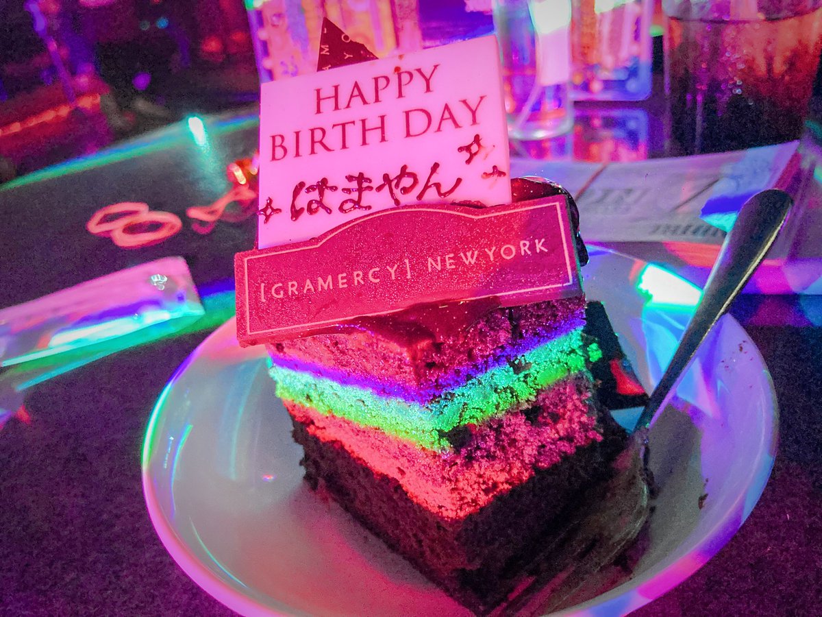 choroyandayo's tweet photo. バーレスクで迎える3回目の誕生日。
もう3年も通ってるときいて、月日の経つスピードにビックリ

毎年色々用意してくれてえれにゃんには感謝しかない😭
毎年最高の誕生日更新してます。

いつもありがとう。これからもよろしく！

#バーレスク大阪 
#バーレスク
#バレスク
#ばれすく
#えれなは我々の光 https://t.co/5C27clBEZQ