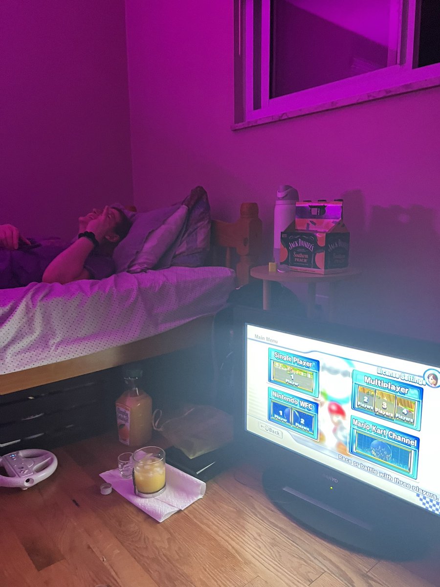 CiscoYork's tweet photo. . @keepyourbliss WAS BEAT BY A COMPUTER IN MARIO KART WII #NOSLAY https://t.co/MfBIxNT8PQ