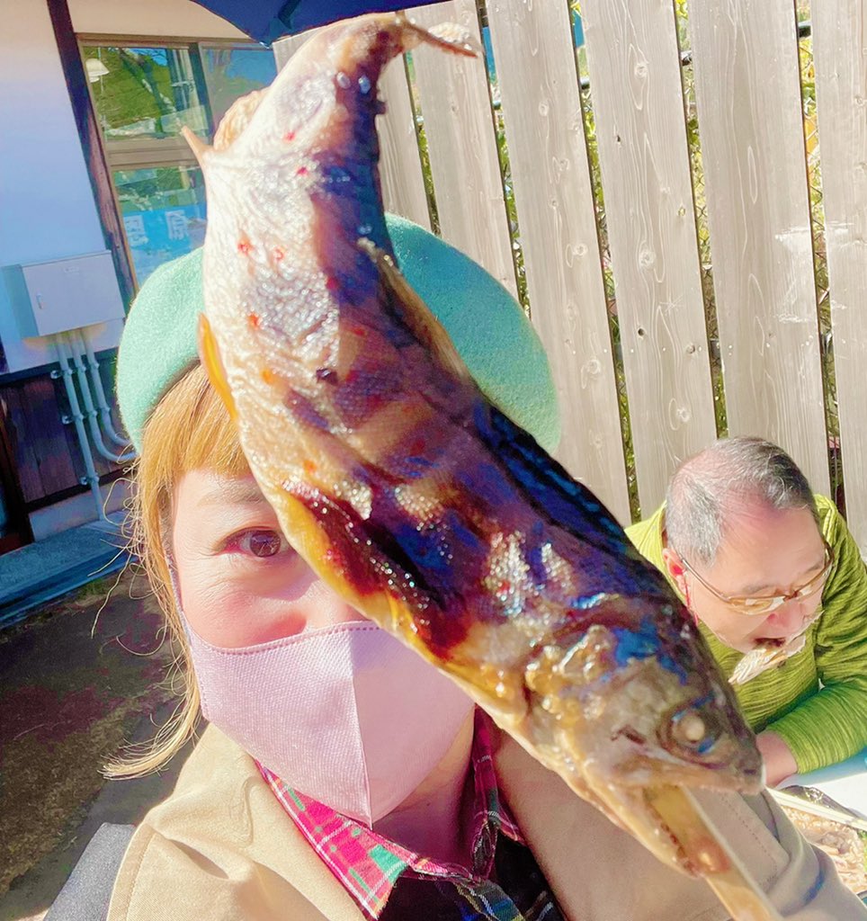 kumiko_omori's tweet photo. 岡山県美作
道の駅　奥津温泉🧖‍♀️♨️

ヒラメ焼き！
ヒラメ＝あまご🐟

だそうです☺️

#羽川英樹ハッスル
#ラジ関
#みまさかハッスル https://t.co/jEiqW7zNwc
