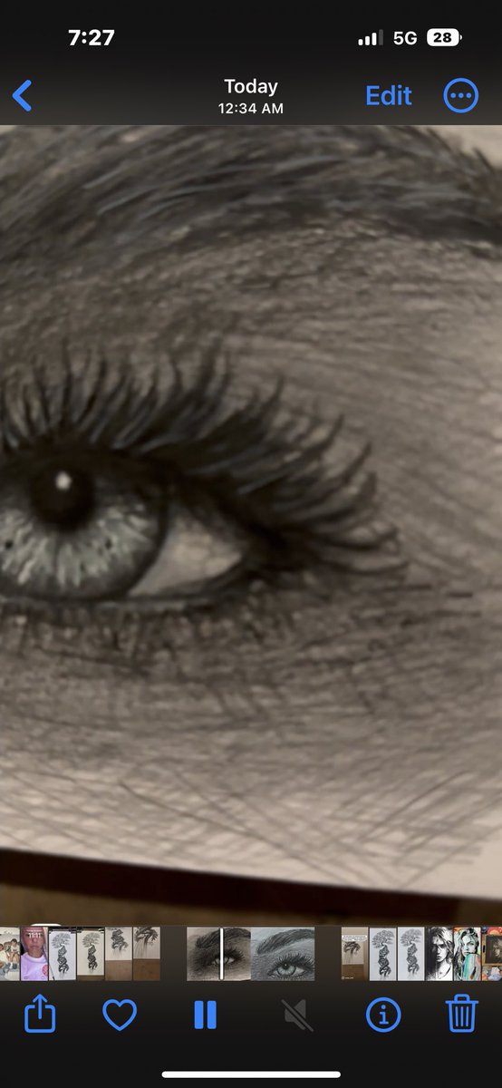 traumaartguy's tweet photo. My latest artwork https://t.co/ME00H2Nsey