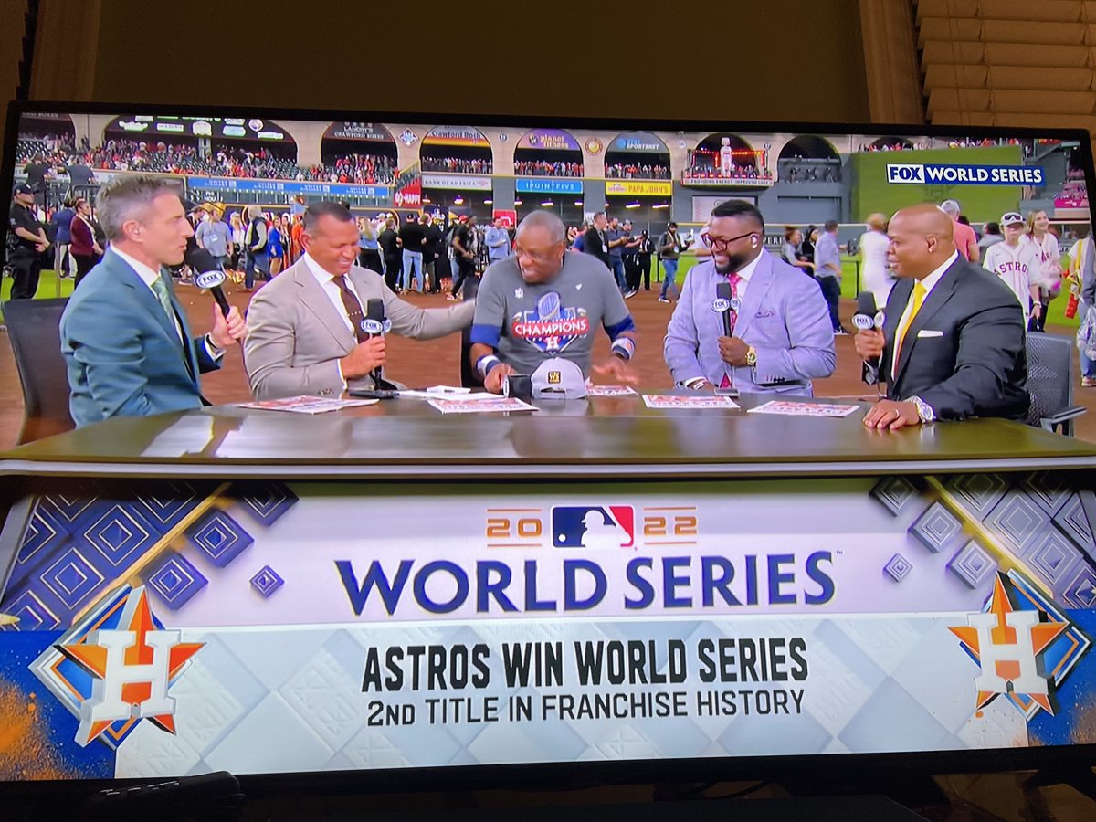 CulturalRights1's tweet photo. THANKS to Alex Rodriquez, the Big Hurt, and Big Papa for congratulating Dusty Baker on his WIN tonight in the World Series! #WorldSeries #WorldSeries2022 #DustyBaker #foxbaseball #foxworldseries #HoustonAstros #alexrodriguez #bighurt #bigpapa #houston #cityofhouston #texas https://t.co/LzXDo0IPbb