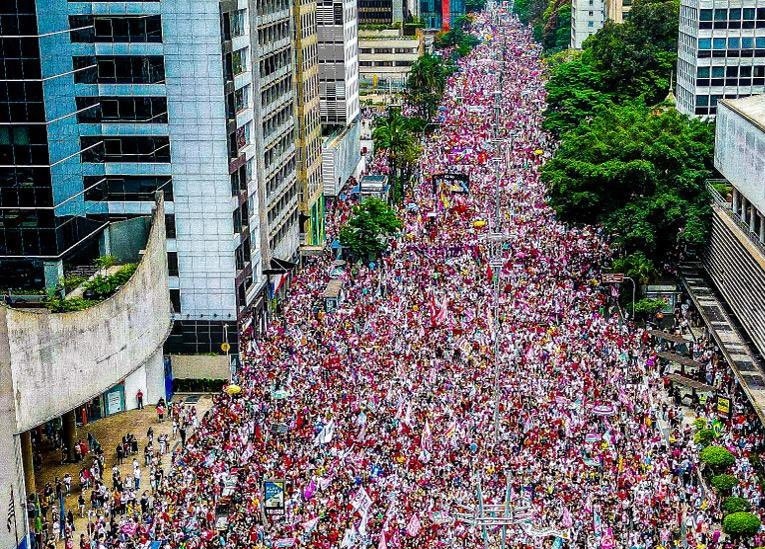PaulSergioGuer2's tweet photo. La derecha es tan fácil de  manipular,  hoy pase esta foto y todos creyeron que era de Perú. https://t.co/bHmHES11kp