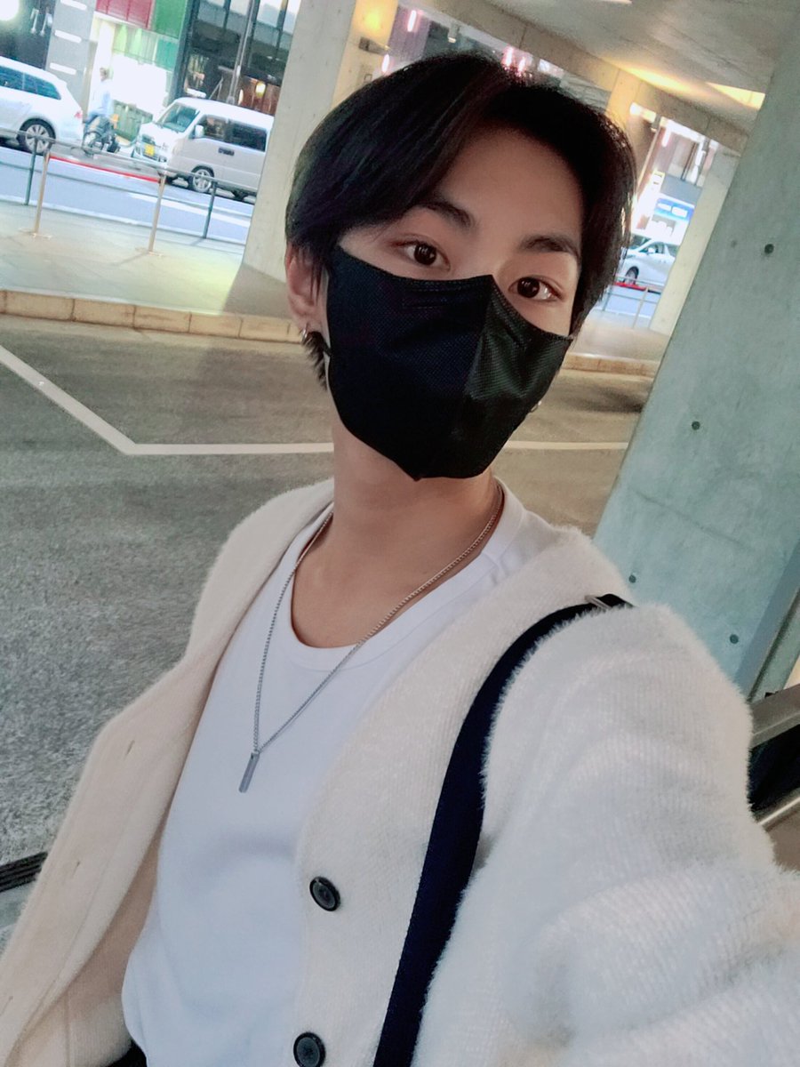 mayte_enha's tweet photo. jungwon actualiza y lo primero q pregunta es si ya comimos, jungwon no aumentes mis estándares q me quedaré sola 🥹 https://t.co/nRLdNzStHV