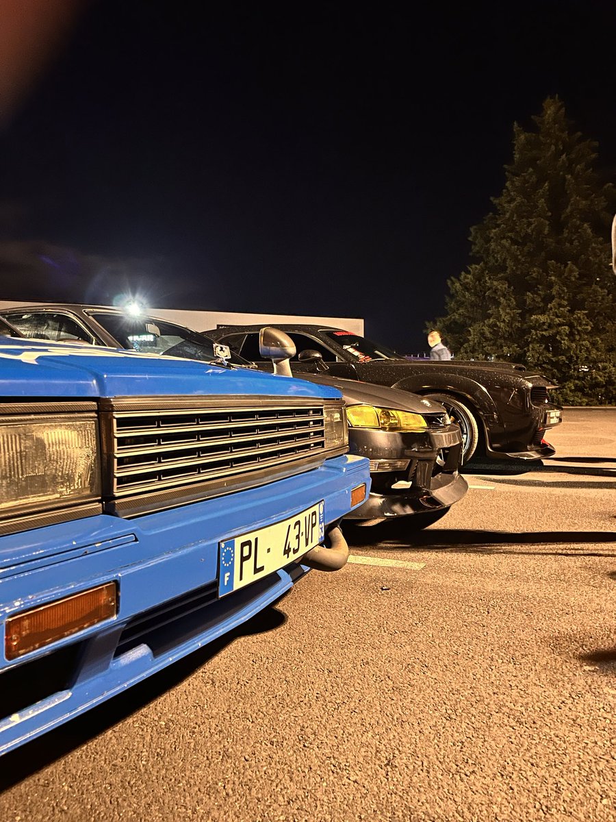 G_CPhotography's tweet photo. Petit shooting de nuit #rasso63 #PHOTOS #SUBARU #Nissan #dodge #4x4 #moto https://t.co/uK6tnrqzXo