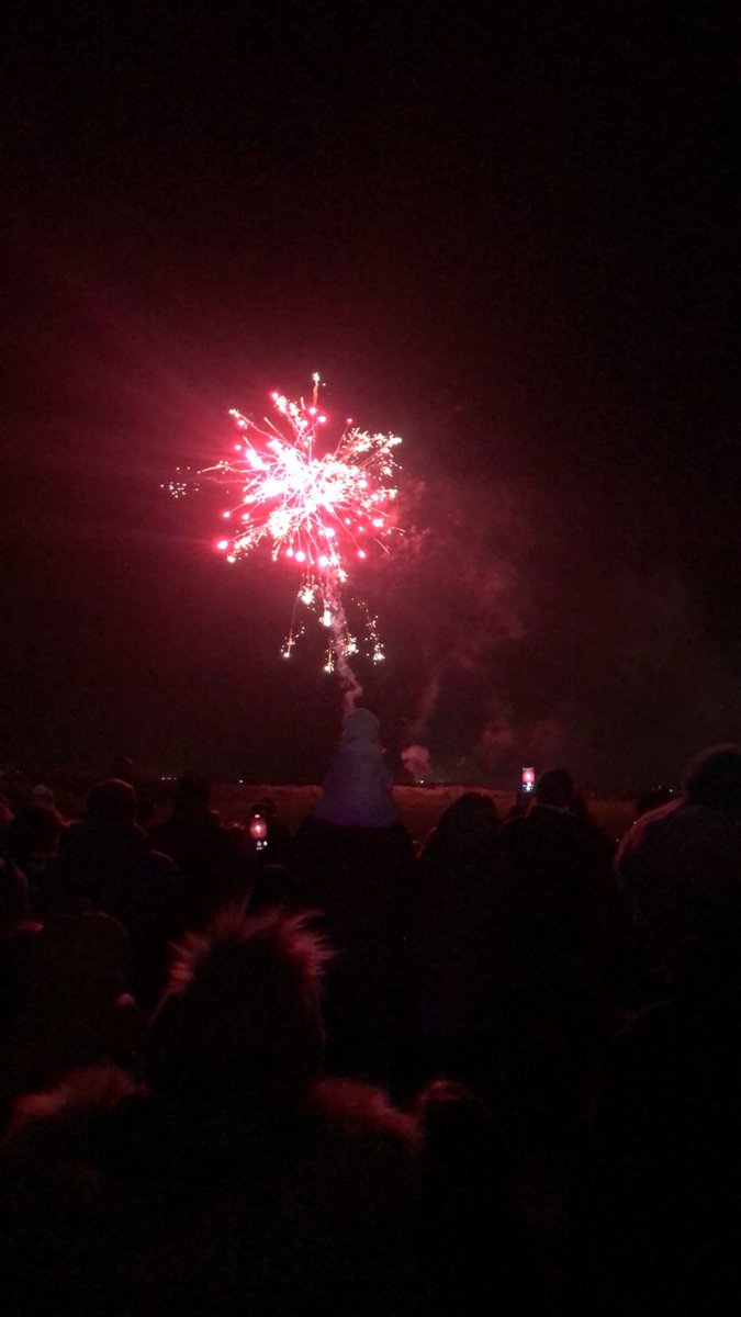 Seonaid_Frew's tweet photo. A weekend full of love, laughter and fireworks 💥🎆 https://t.co/goJ4JKiFGQ