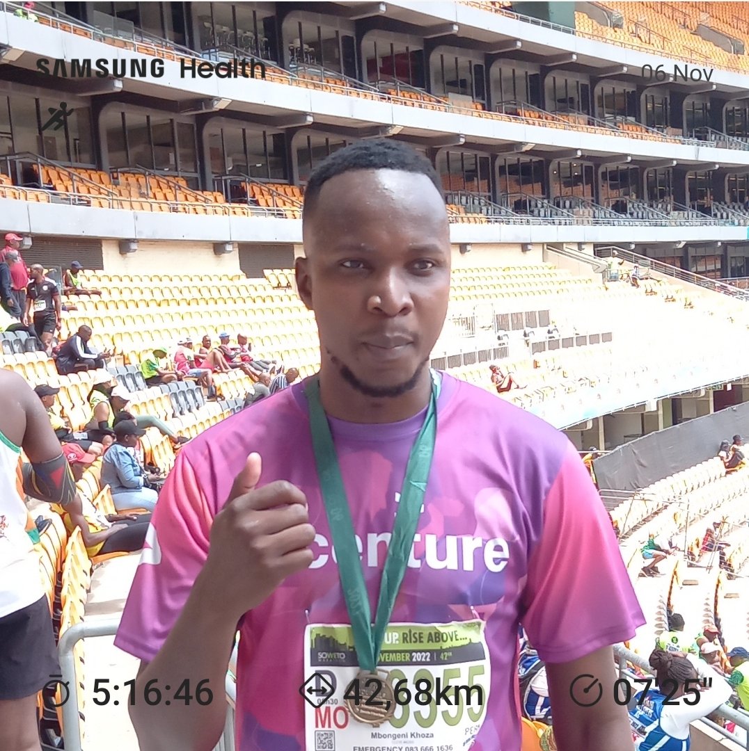 As I was trying to explain why I was trying to hitch-hike at 33km. Peer pressure will kill you 'strue'. 
#SowetoMarathon 
#RunningWithTumiSole 
#FetchYourBody2022