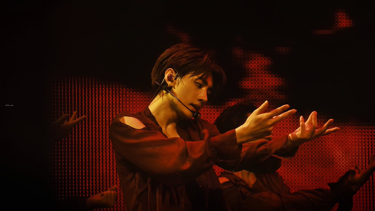 hourlyshn's tweet image. how to recover from this fever park #sunghoon