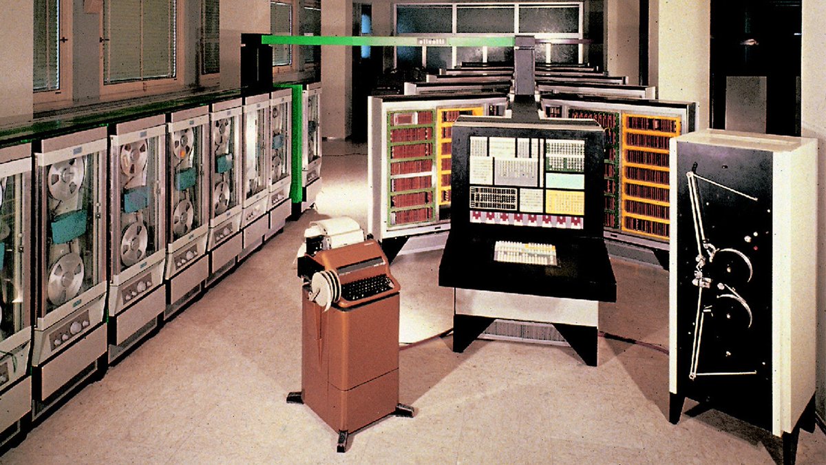 Archivio Storico Olivetti tweet media