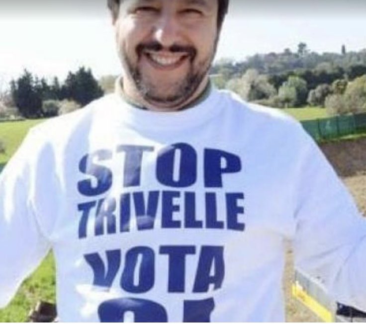 Marco_dreams's tweet photo. Ma in vita sua è stato coerente una volta che sia una? 
#DicoUnaCosaePoiMeLaRimangio https://t.co/gF3QIRgGJw