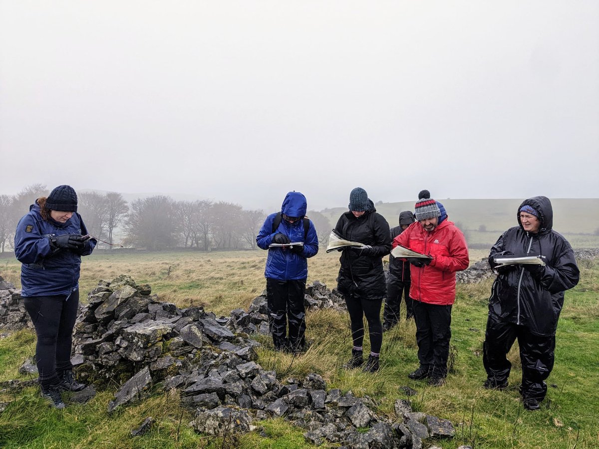 A great review from yesterday’s course:
“Had a fantastic day out with Linda and Peak Navigation Courses. Great bunch of people, good laugh, learnt a lot, the gale force was with us and we all came away being navigation winners!!! Highly recommend”