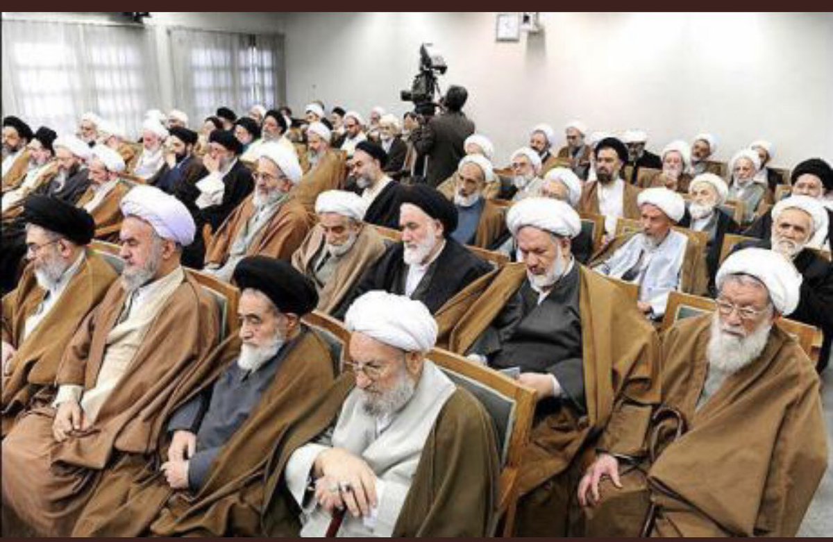 ما شادی خواستیم،شما عزا
ما علم خواستیم،شما دین
ما دانشمند خواستیم،شما فقیه
ما پیشرفت خواستیم،شما ارتجاع 
ما ملت خواستیم،شما امت
ما زن آزاد خواستیم،شما ناموس مطیع
هرانچه ما خواستیم شما نخواستین و هر آنچه شما خواستین ما نخواستیم ، طبیعیس اینجا یا جای ماست،یا جای (ما)