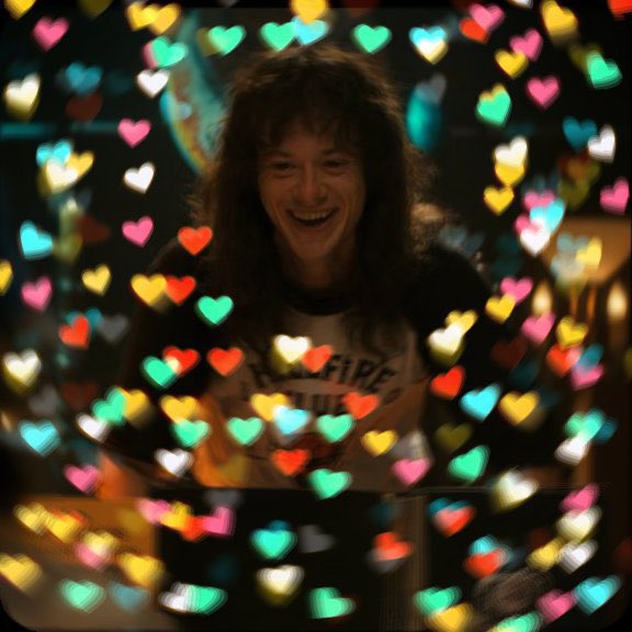 rwr931's tweet photo. @zbrown54 @netflix you did this, you, single-handedly, and I would like to say congratulations https://t.co/L0auAaq4BB