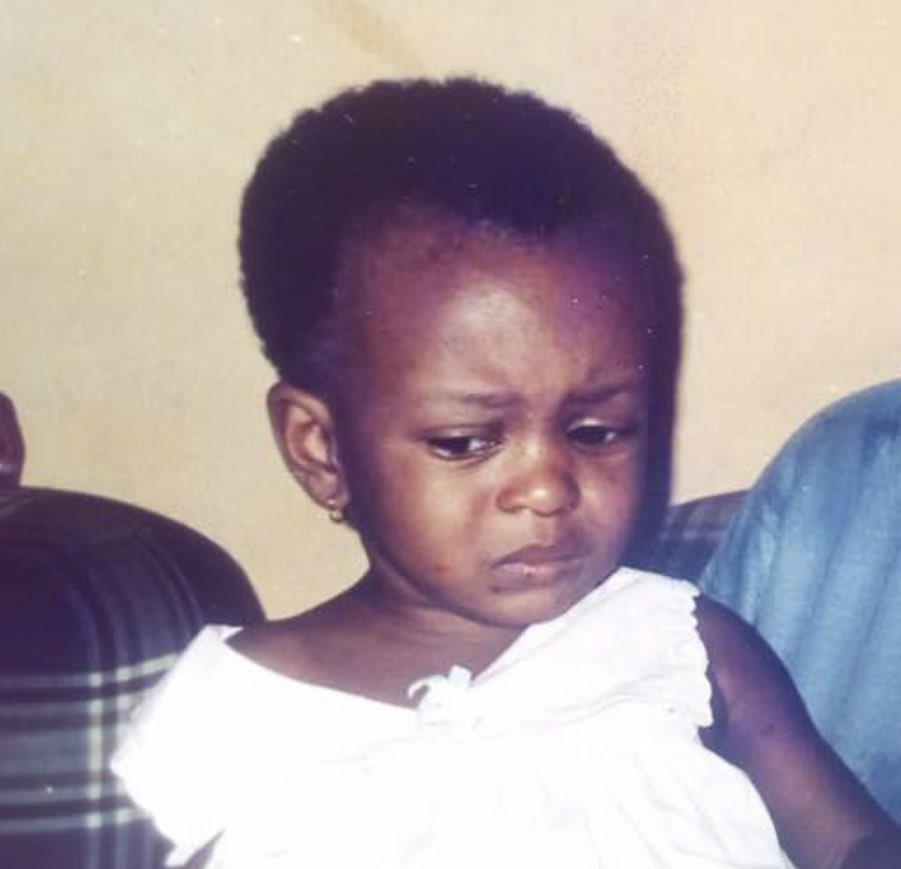 Opeolu_waa's tweet photo. 1 pm far o https://t.co/BXXgWfXAUx