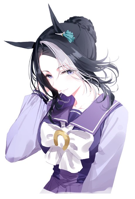 魔性の青鹿毛ですわ…… 
