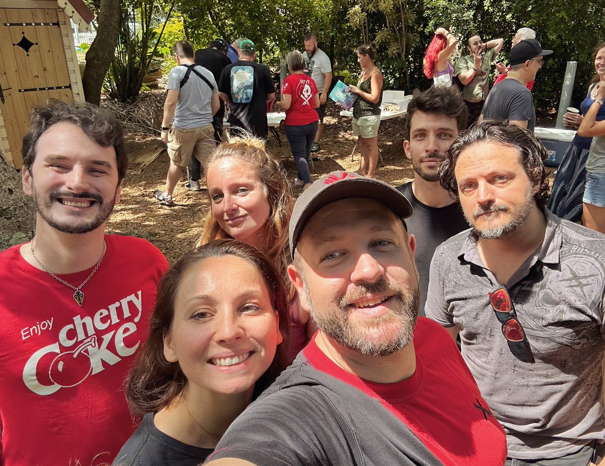 C’est comme dans Zelda The Wind Waker. Sur chaque île où on se rend, on tombe sur un nouveau personnage. 🌴