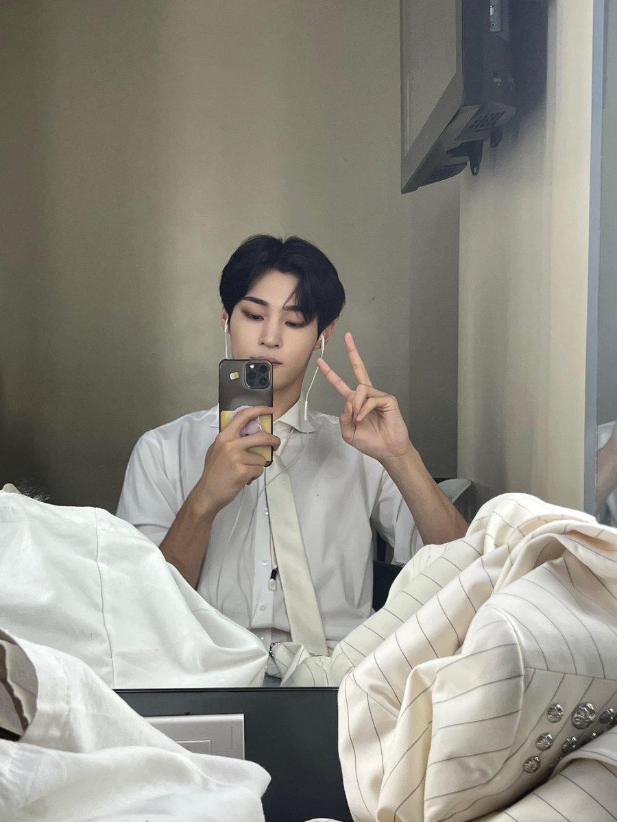 tan__official_'s tweet photo. [#태훈] 재밌는 필리핀 스케줄〰

#티에이엔 #TAN #SalamatPo ❤️ https://t.co/kBhpLAvcv2