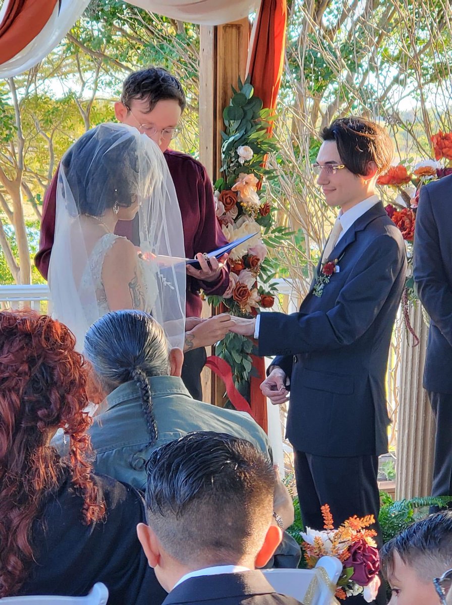 wexiciian's tweet photo. Had my fairytale wedding today with my fairytale Prince Charming 💍 https://t.co/spUfFrXjkV