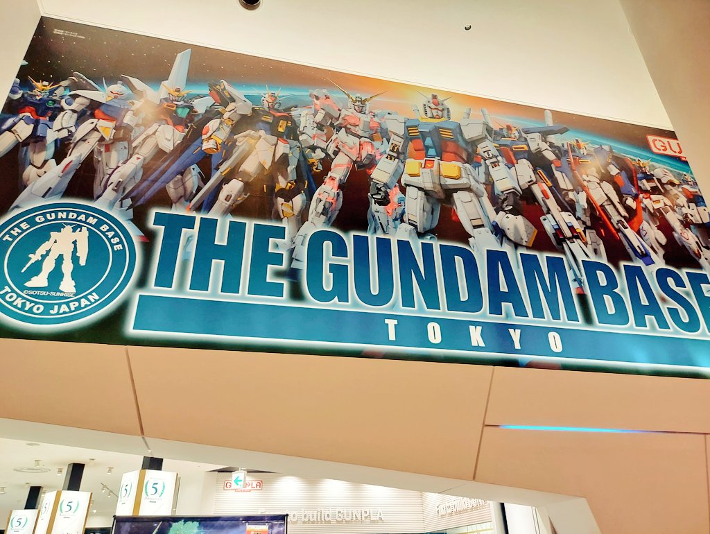 ガンダムベースに寄ってきた
水星の魔女展示 