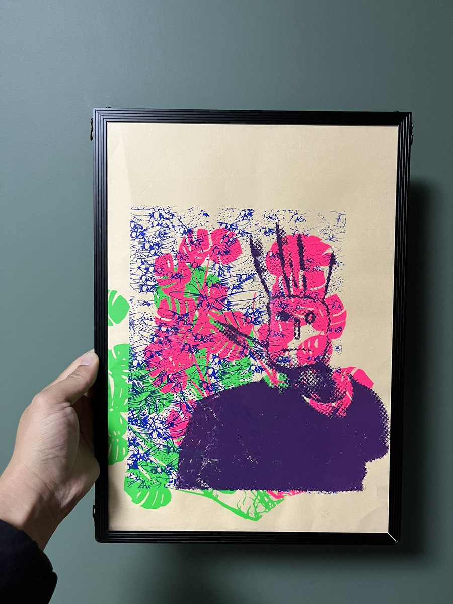 部屋を掃除していたら昔描いてた絵とか、シルクスクリーンで作った作品がワンサカでてきた。

、、、要る？