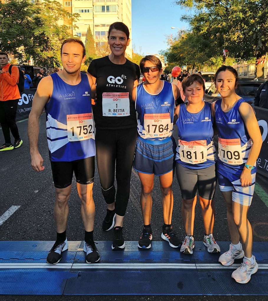 Fundación A LA PAR (@fundacionalapar) on Twitter photo Nuestros atletas preparados con nuestra embajadora del #clubdeportivo <a href="/Ruthypeich/">Ruth Beitia vila</a> para correr la V Carrera <a href="/GOfit_es/">GO fit</a>. En esta ocasión correrán 6 Km en categoría inclusiva. ¡Mucha suerte a todos! #NadaNosPara #DeporteInclusivo <a href="/deportecmadrid/">Deporte▪️Comunidad de Madrid</a> <a href="/MADRID/">Ayuntamiento Madrid</a> <a href="/JMDChamberi/">Distrito Chamberí</a> Nuestros atletas preparados con nuestra embajadora del #clubdeportivo <a href="/Ruthypeich/">Ruth Beitia vila</a> para correr la V Carrera <a href="/GOfit_es/">GO fit</a>. En esta ocasión correrán 6 Km en categoría inclusiva. ¡Mucha suerte a todos! #NadaNosPara #DeporteInclusivo <a href="/deportecmadrid/">Deporte▪️Comunidad de Madrid</a> <a href="/MADRID/">Ayuntamiento Madrid</a> <a href="/JMDChamberi/">Distrito Chamberí</a>